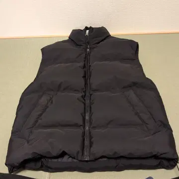 다운 슬리브리스 베스트 블랙 H&M