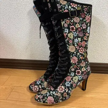 Cynthia Rowley 꽃무늬 자수 롱 부츠 미사용에 가까움