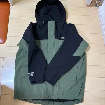 MILKFED. 후드 부착 마운틴 후드티