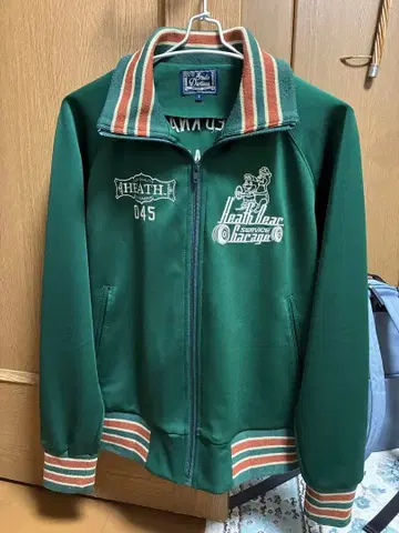 [ 별주 모델 ] STUDIO D'ARTISAN 트랙 자켓