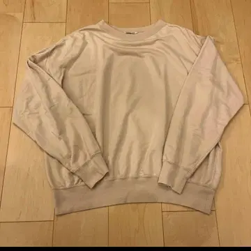 AURALEE 베이지 트레이닝복 맨투맨