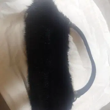 EPoca 블랙 퍼 숄더백