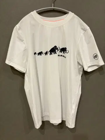 마무트 QD 로고 프린트 티셔츠 아시안 핏