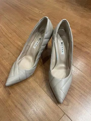 DIANA 베이지 퀼팅 하이힐 24cm