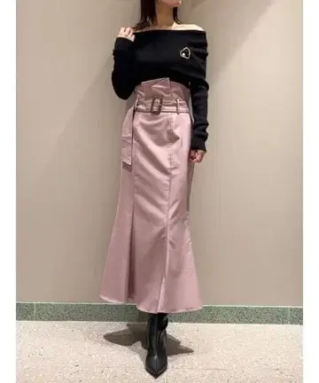 [ 새상품급 ] 벨티드 머메이드 스커트 SNIDEL 0