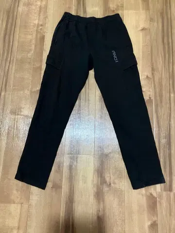 AND1 스웨트 팬츠 블랙