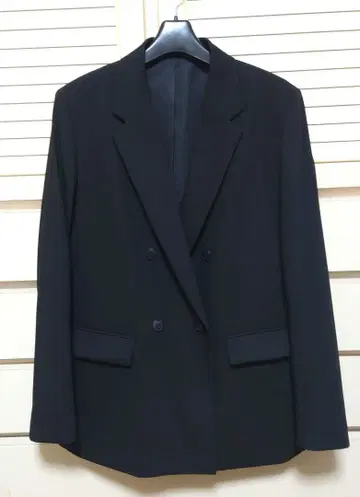 유니클로 더블 자켓 L 사이즈