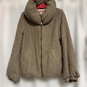 츠모리치사토 아우터