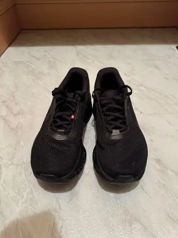 [ 새상품급 ] On 클라우드 몬스터 2 블랙