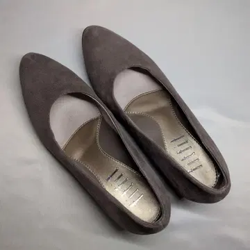 fitfit ORB 컬러 라메 오픈토 와이드 힐 펌프스