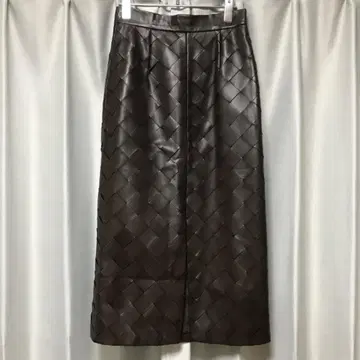 LE CIEL BLEU 23AW 인조 가죽 스커트