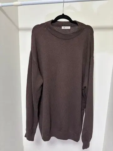 TAKEO KIKUCHI 다크 브라운 크루넥 니트 스웨터