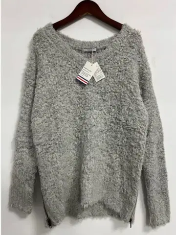 포근한 니트 스웨터 그레이 M 사이즈 긴팔 가을/겨울 심플