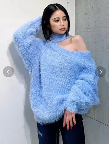 GYDA 오프숄더 샤기 초커 니트 TOPS