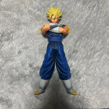 MASTER STARS PIECE 베지트 (드래곤볼)