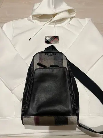 블랙 라벨 후드티, 바디백 세트