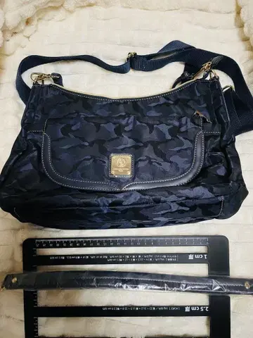 크리스찬 올리비에 거의 새상품 나일론 숄더백