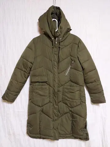 리메이크 가능 올리브색 후드 부착 롱 다운 자켓