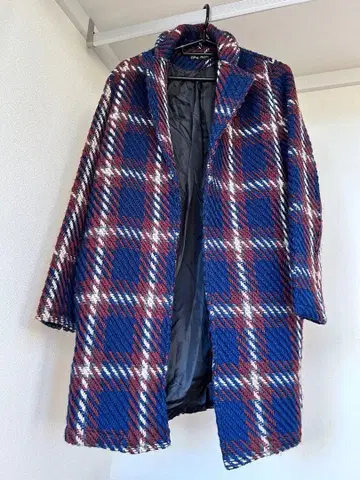 체크 무늬 체스터 코트