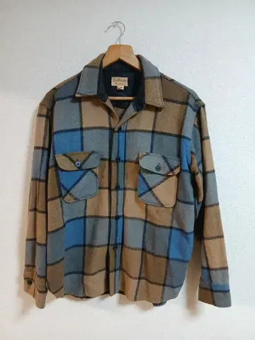 [ 구제 의류 ] 파랑과 브라운 체크 무늬 캐주얼 셔츠