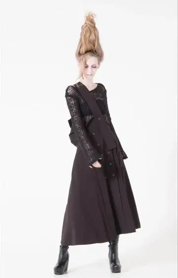 alice auaa 앨리스아우아아 원숄더 원피스