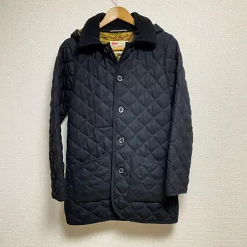 트래디셔널 웨더웨어 WAVERLY 퀼팅 자켓 카모 패턴