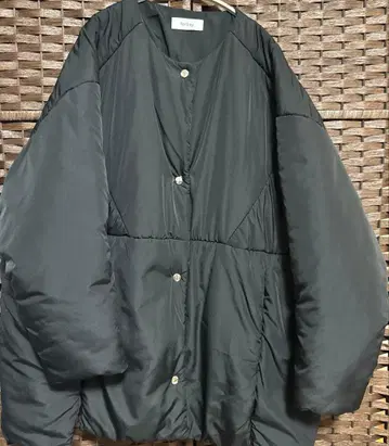 forksy. 오버 사이즈 충전솜 노카라 자켓