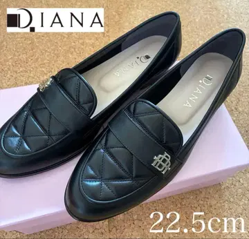 새상품급 DIANA 다이애나 퀼팅 로퍼 블랙 골드 금장 장식