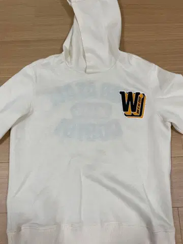 WAAC 아이보리 후드티 W자수