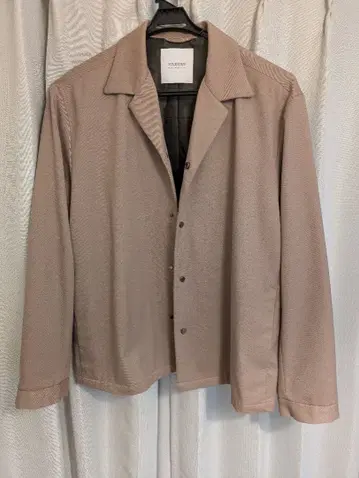 STUDIOUS 베이지 버튼 포함 셔츠 자켓