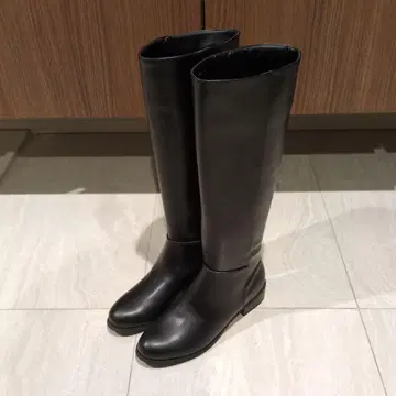[ 미사용 ] 블랙 가죽 롱 부츠 L 사이즈 베이크루즈