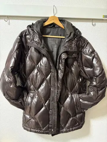 [중고] 유니클로 UNIQLO 프리미엄 다운 자켓 (퀼팅) L