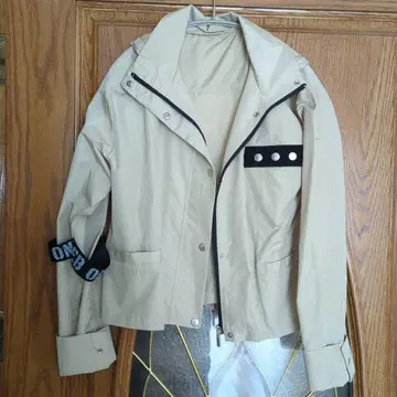 이터널 블레이즈 베이지 후드 자켓