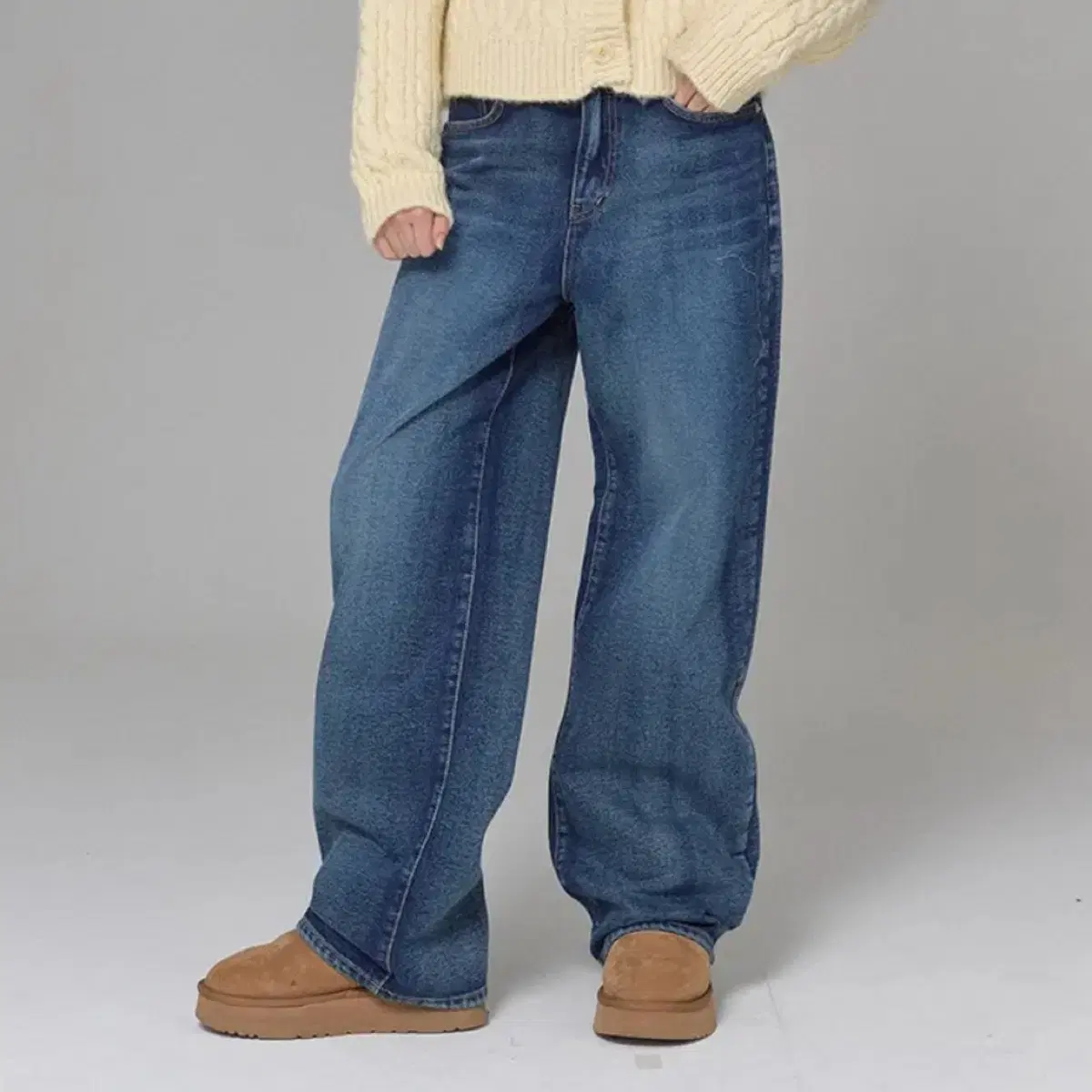 Button-up wide fleece-lined denim pants