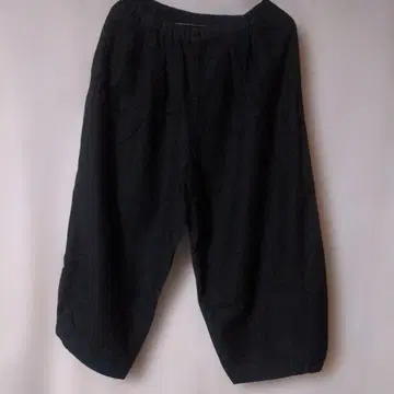 [새상품] 밑단 조임 벌룬 팬츠 블랙