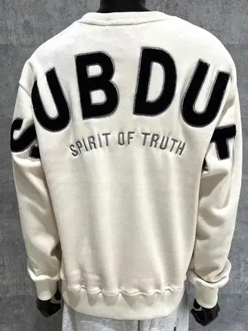 마이크로 스웨이드 크루넥 트레이닝복 화이트 M 빅 실루엣 자수