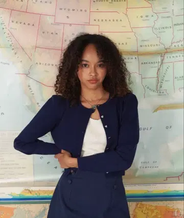 숏 기장 하트 단추 가디건 TINA: JOJUN