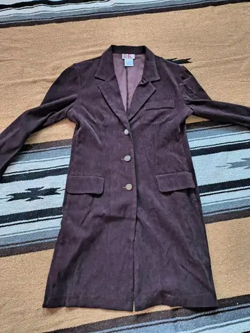 R&K ORIGINALS 다크 퍼플 자켓 사이즈 6