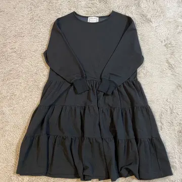 [ 비어즐리 ] 블랙 티어드 긴팔 원피스 F