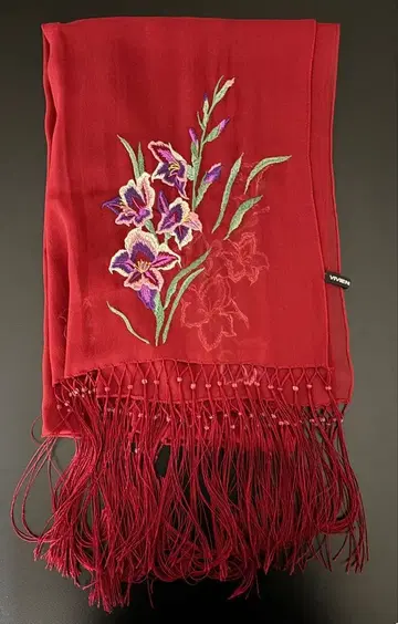 [ 미사용 새상품 ] 비비안 탐 실크 스톨