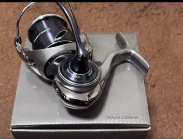 25CALDIA LT2500S-XH 스피닝 릴