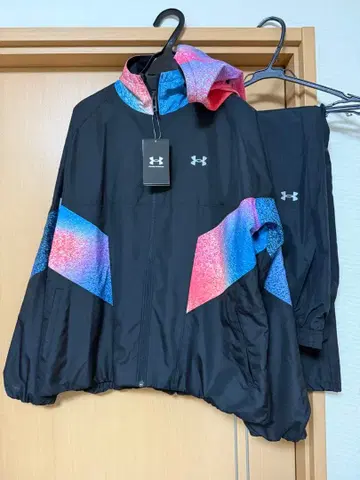 UNDER ARMOUR 트레이닝 자켓 XL 사이즈 블랙