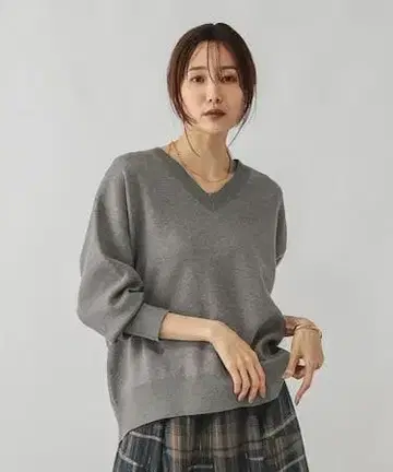 새상품 글로벌 워크 맨투맨 라이크 V넥 풀오버 L 그레이