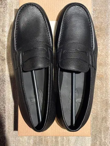 블랙 가죽 로퍼 슬립온