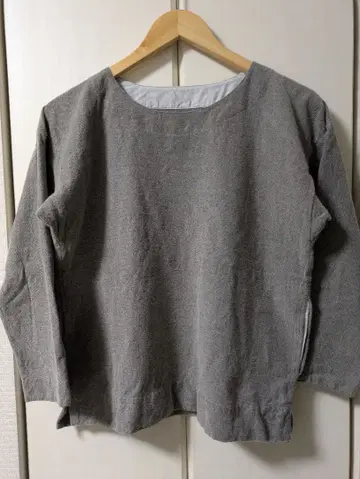 에미오와스 기모 풀오버 그레이