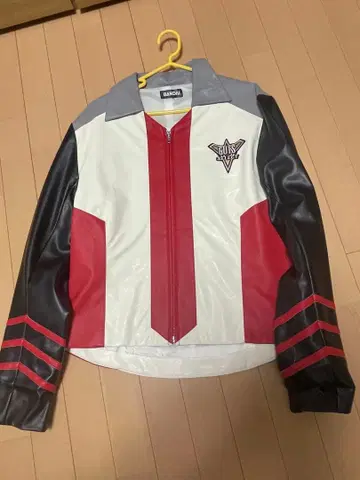 울트라맨 트리거 GUTS-SELECT 대원 자켓