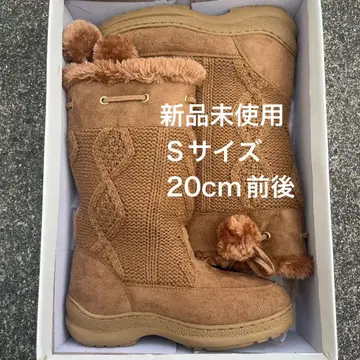 [ 익명 배송 ] 미사용 새상품 여성용 S 사이즈 부츠 폼폼이 포함
