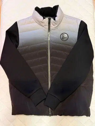 G/FORE 그레이 블랙 그라데이션 다운 자켓 사이즈 2