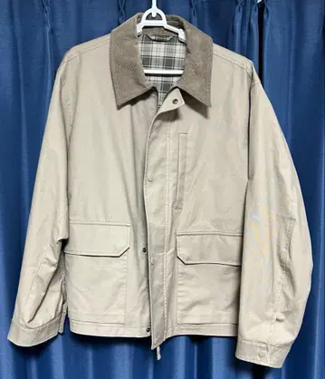 유니클로 유틸리티 숏 블루종 브라운 XL 사이즈