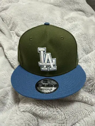 NEWERA LA 캡